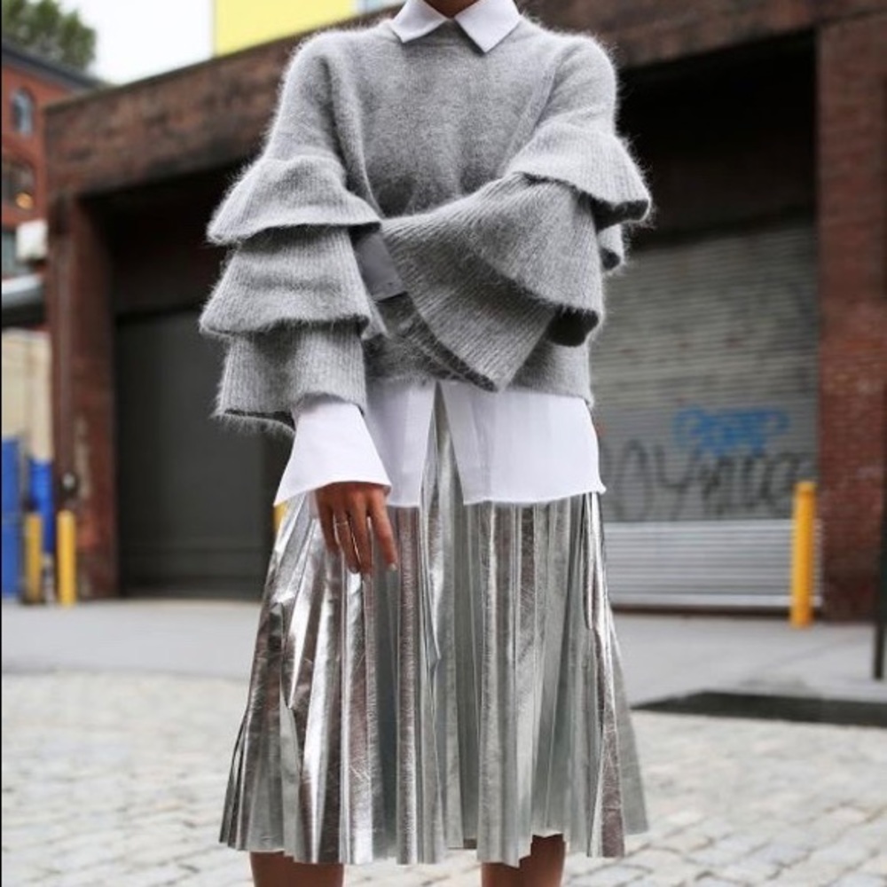 Love, October Sweater | SOLD OUT - Picture 2 of 8